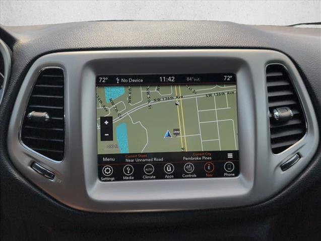 Used 2020 Jeep Compass Latitude w/ Popular Equipment Group AWD/4WD image 18