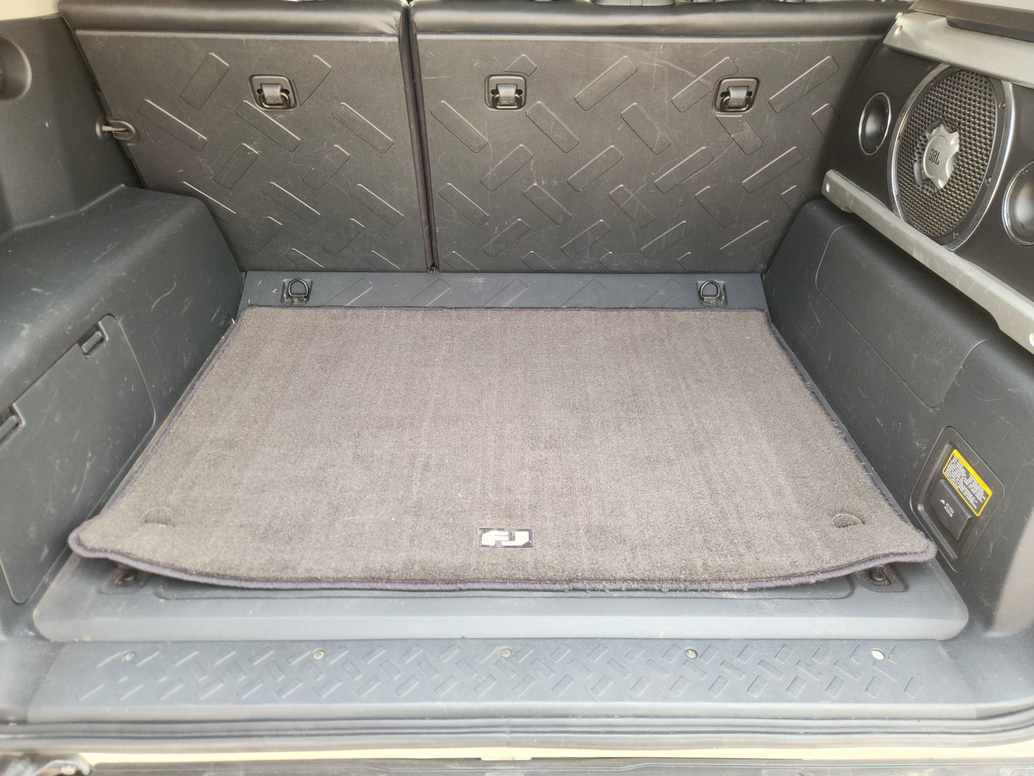 Used 2012 Toyota FJ Cruiser 4WD w/ Upgrade Pkg image 31