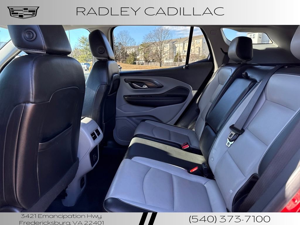 Used 2022 GMC Terrain SLT image 12