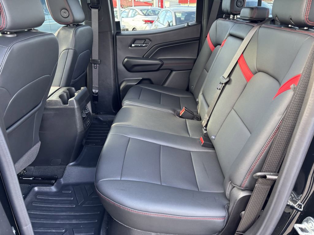 Used 2025 Chevrolet Colorado Z71 w/ Technology Package image 27