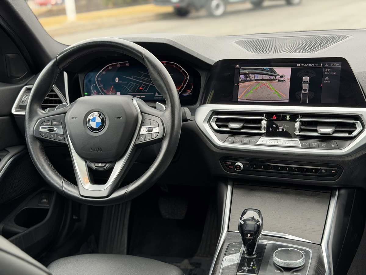 Used 2019 BMW 330i xDrive Sedan w/ Premium Package AWD/4WD image 30