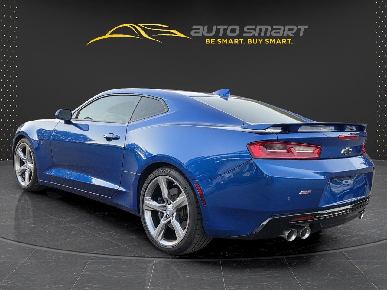 Used 2018 Chevrolet Camaro SS RWD image 3