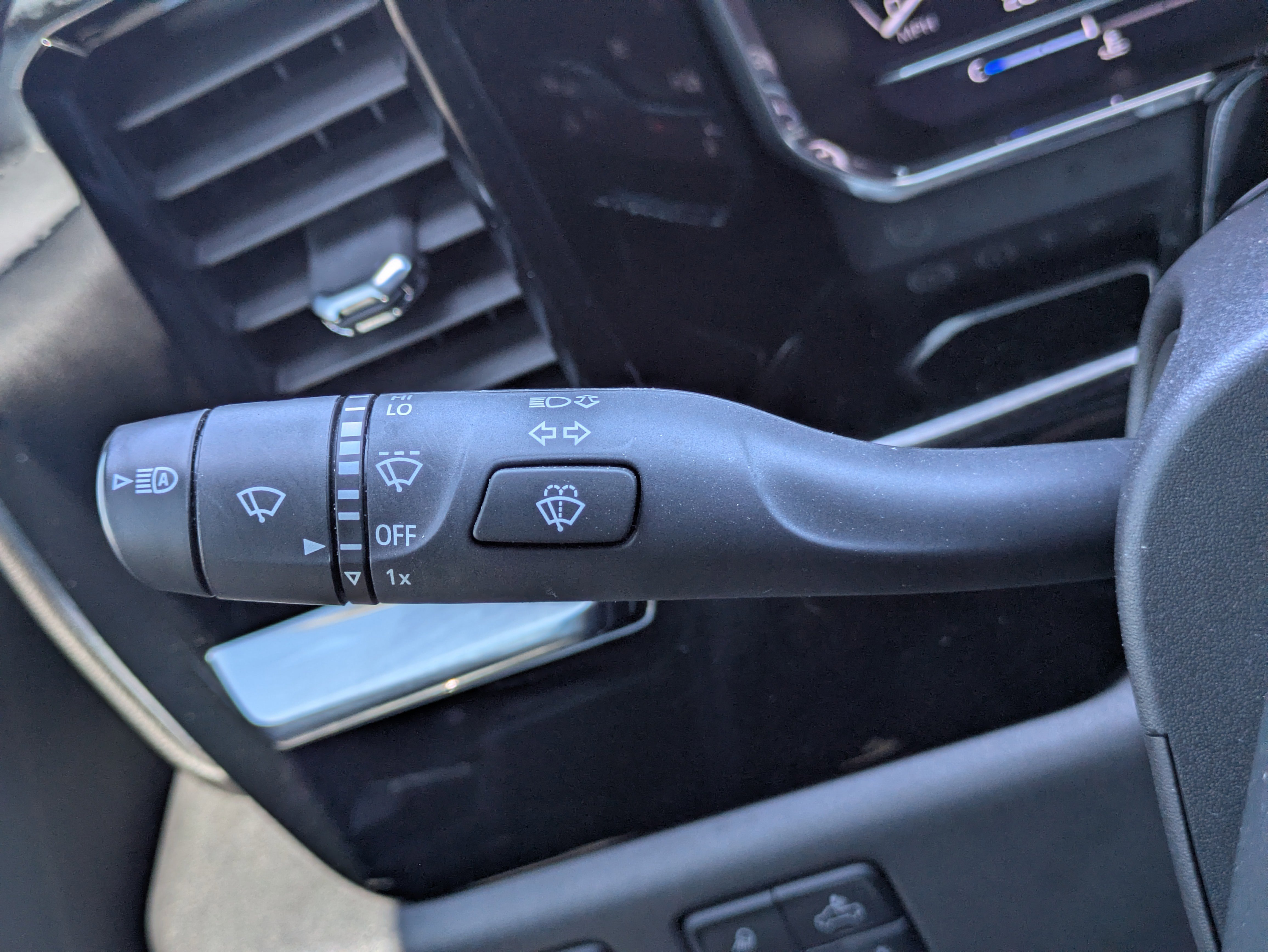 Used 2024 GMC Sierra 1500 Elevation w/ Elevation Premium Package image 16