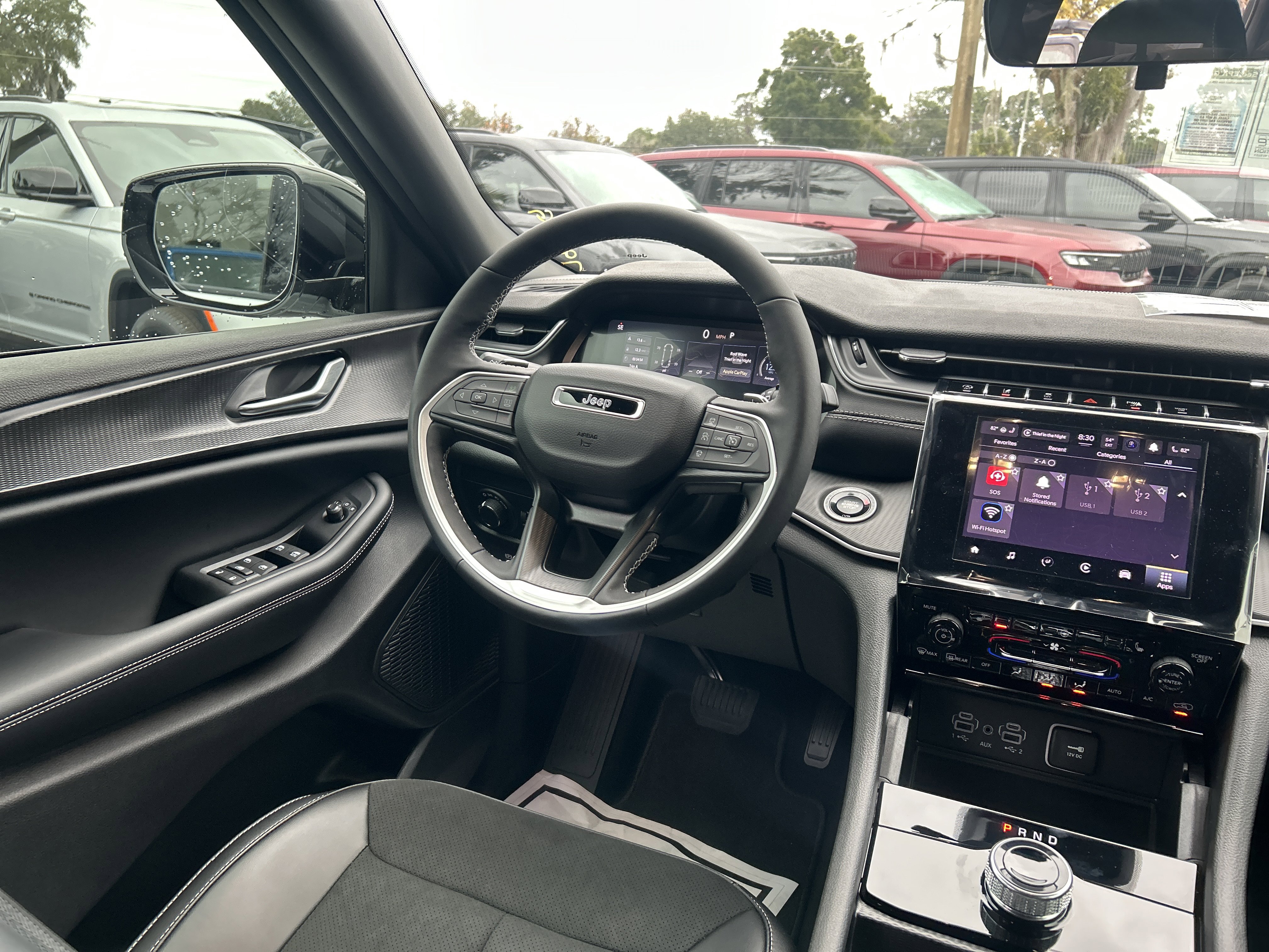 New 2025 Jeep Grand Cherokee Altitude image 39