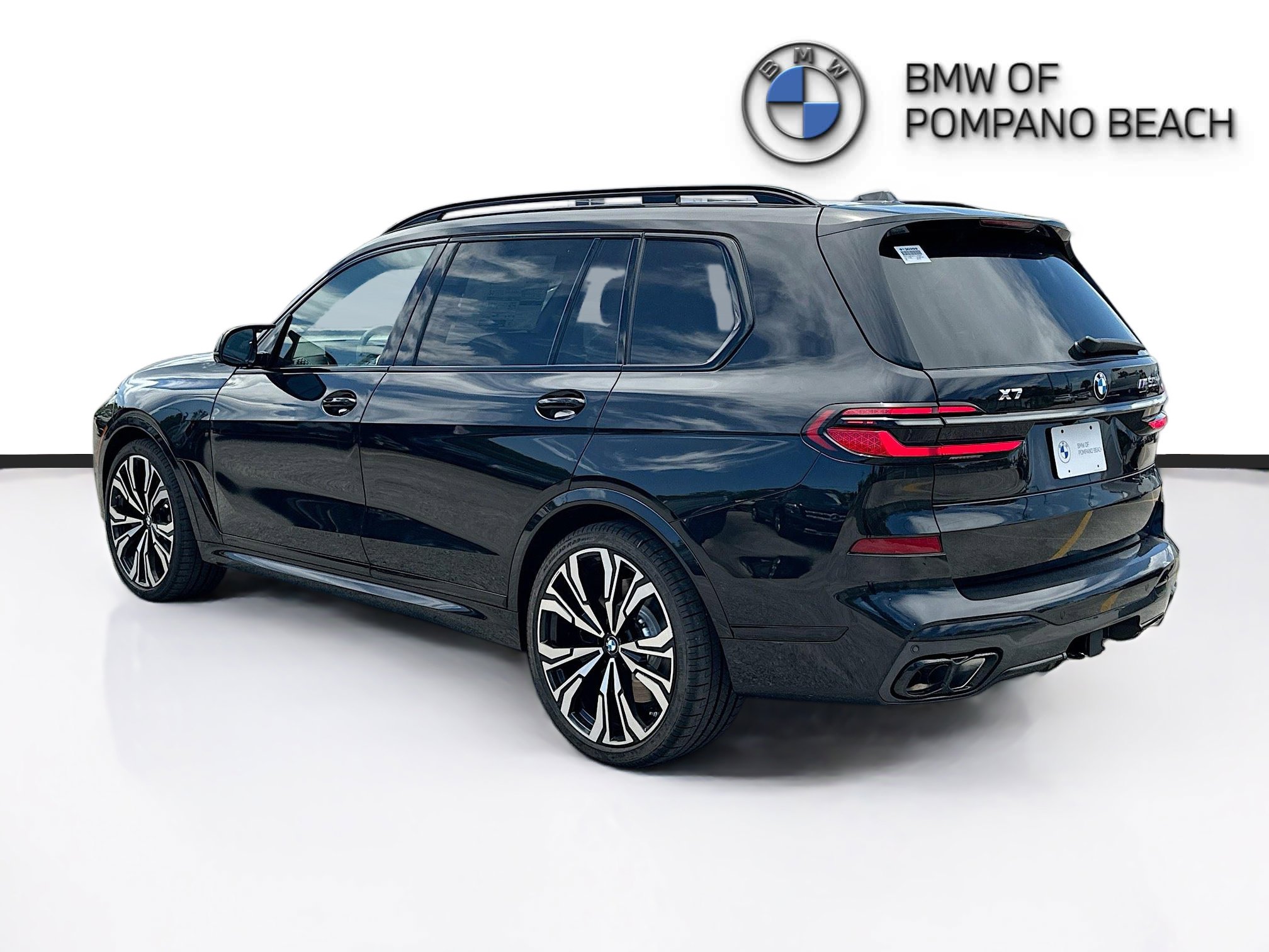 New 2026 BMW X7 M60i image 5