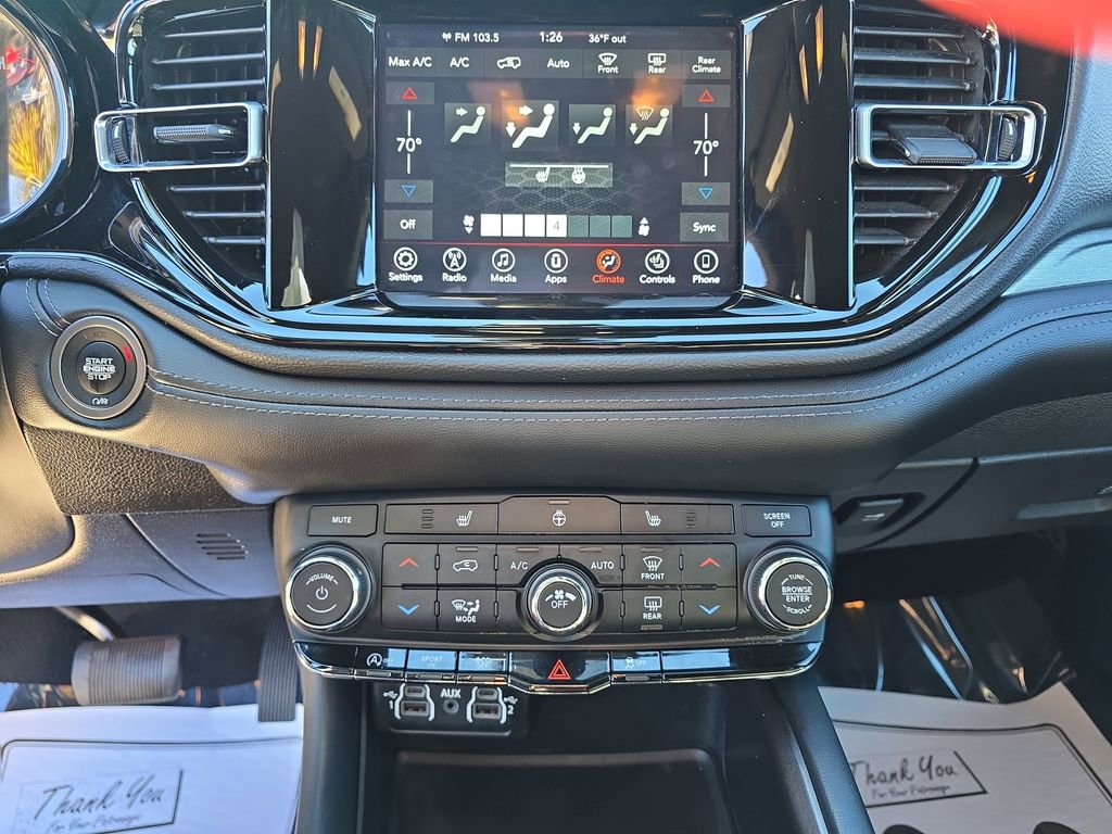 Used 2023 Dodge Durango SXT image 28
