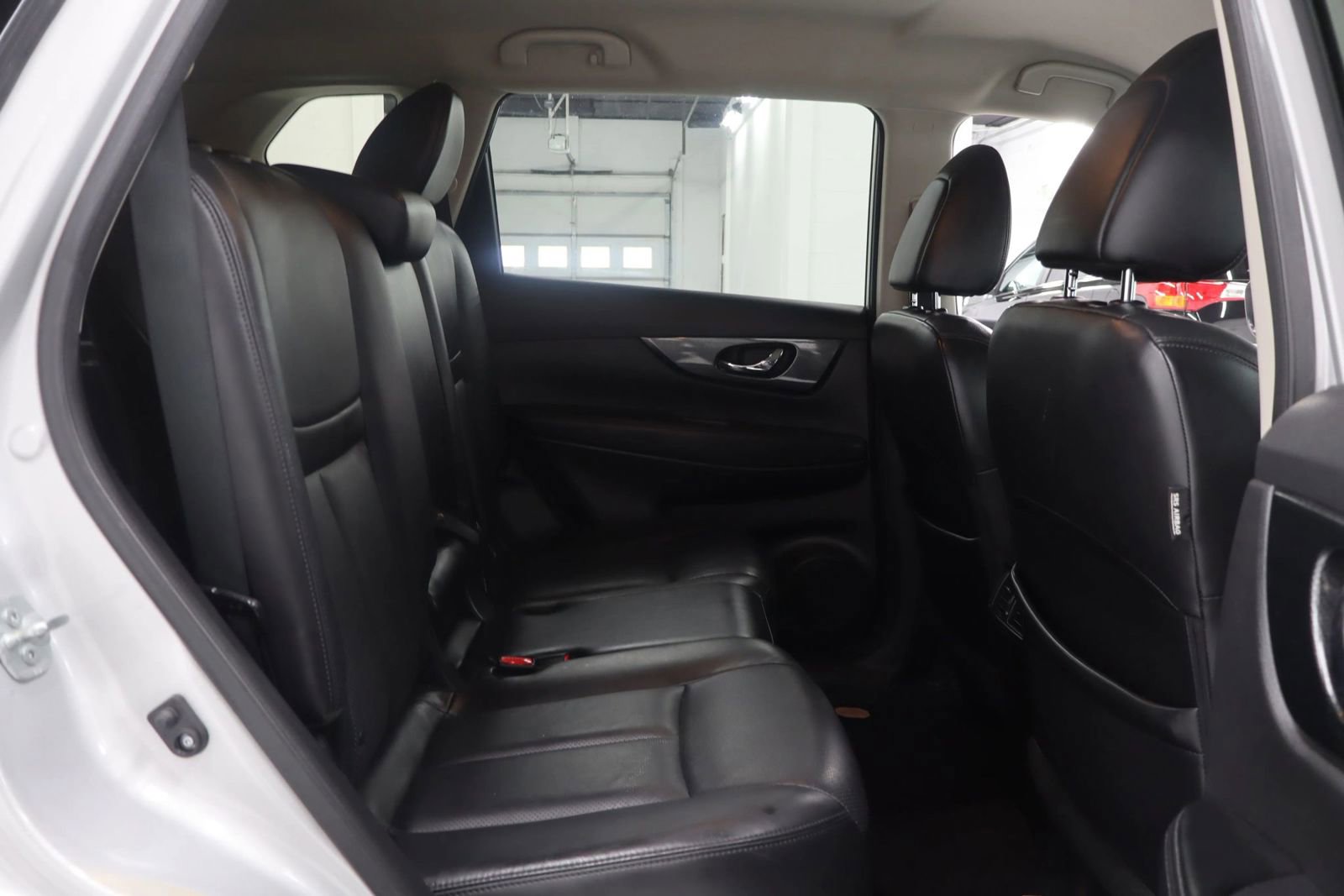 Used 2015 Nissan Rogue SL image 15
