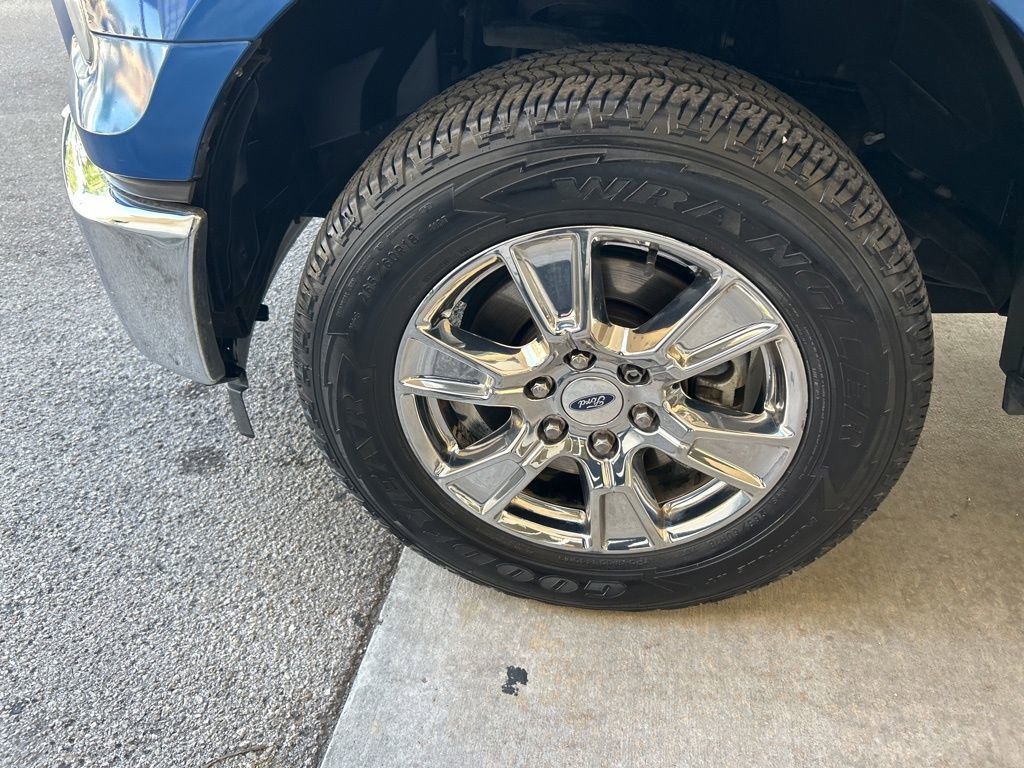 Used 2017 Ford F150 XLT w/ Equipment Group 301A Mid image 12