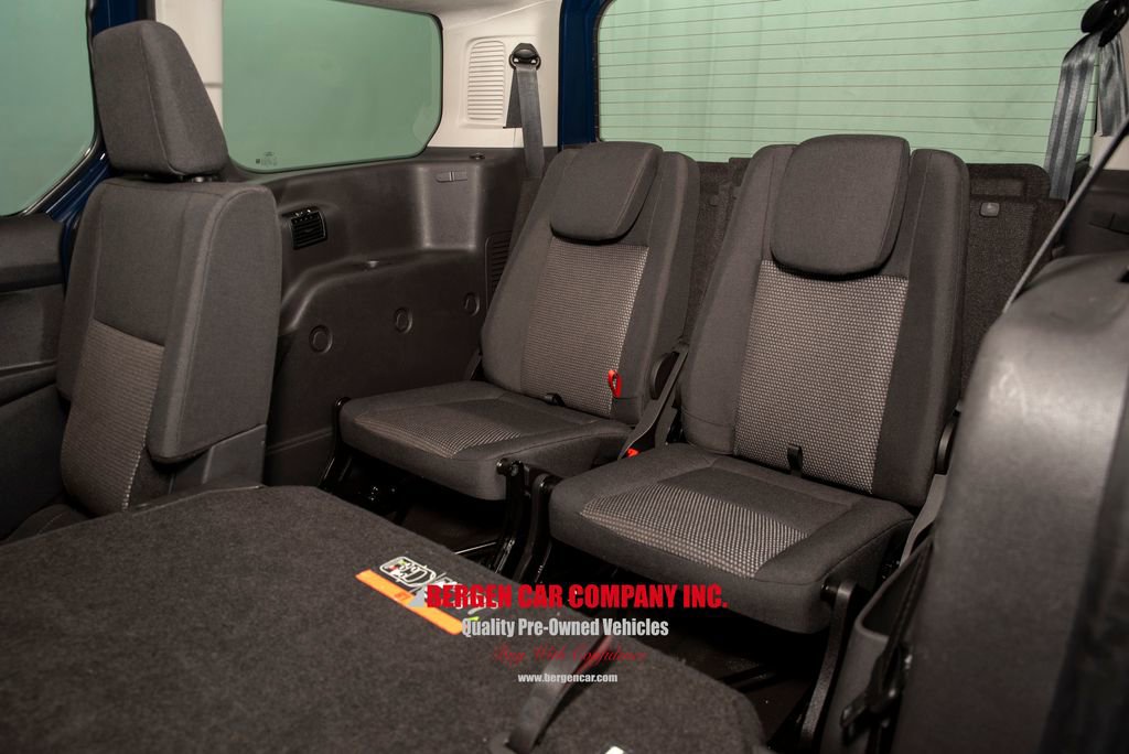 Used 2017 Ford Transit Connect XL image 10