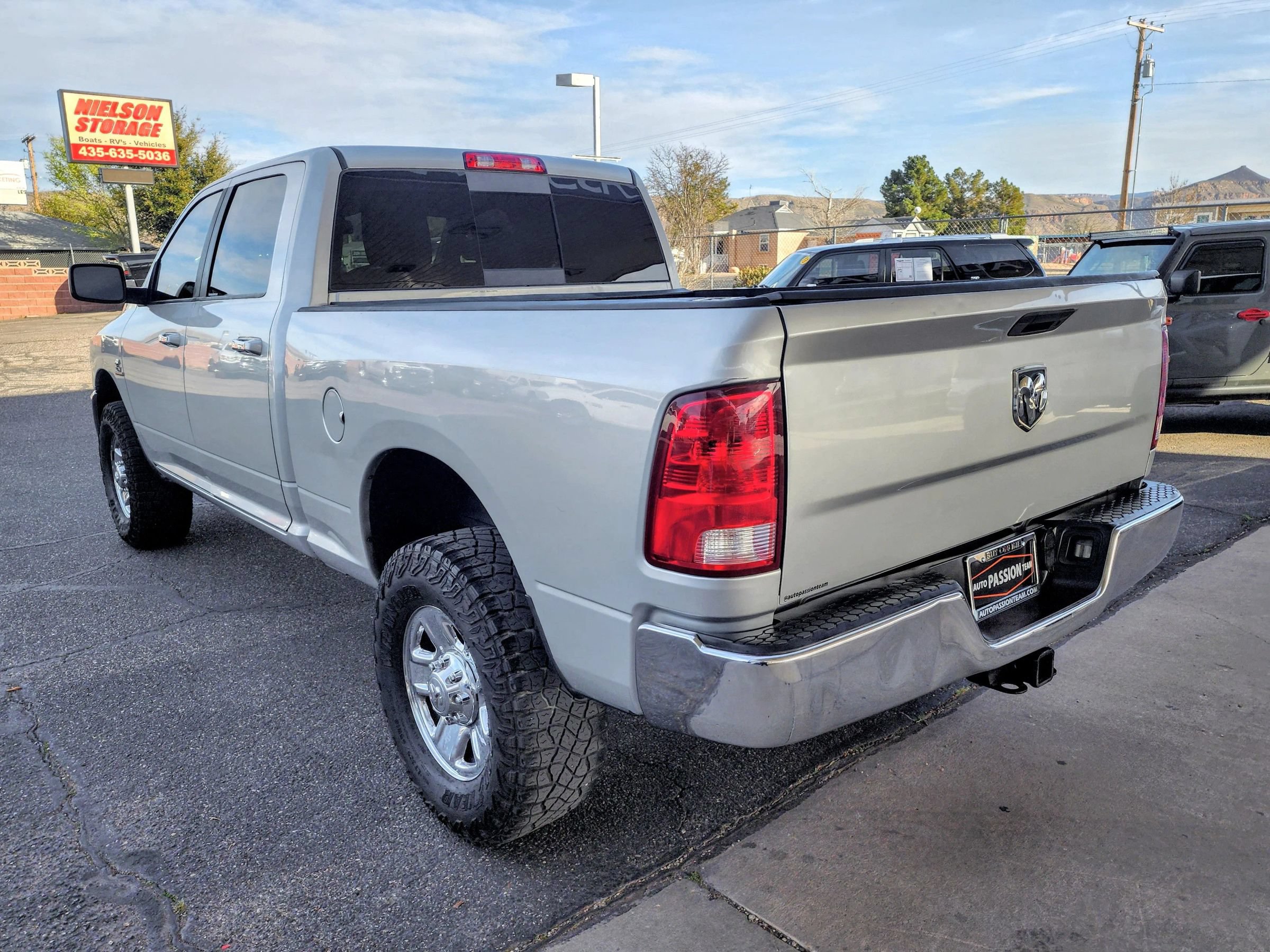 Used 2016 RAM 2500 SLT AWD/4WD image 3