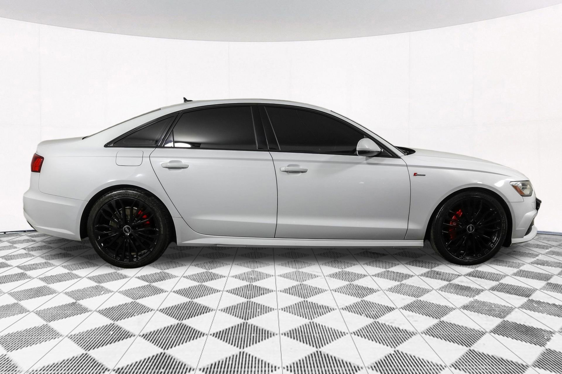 Used 2017 Audi A6 3.0T Premium Plus w/ Black Optic Package AWD/4WD image 13