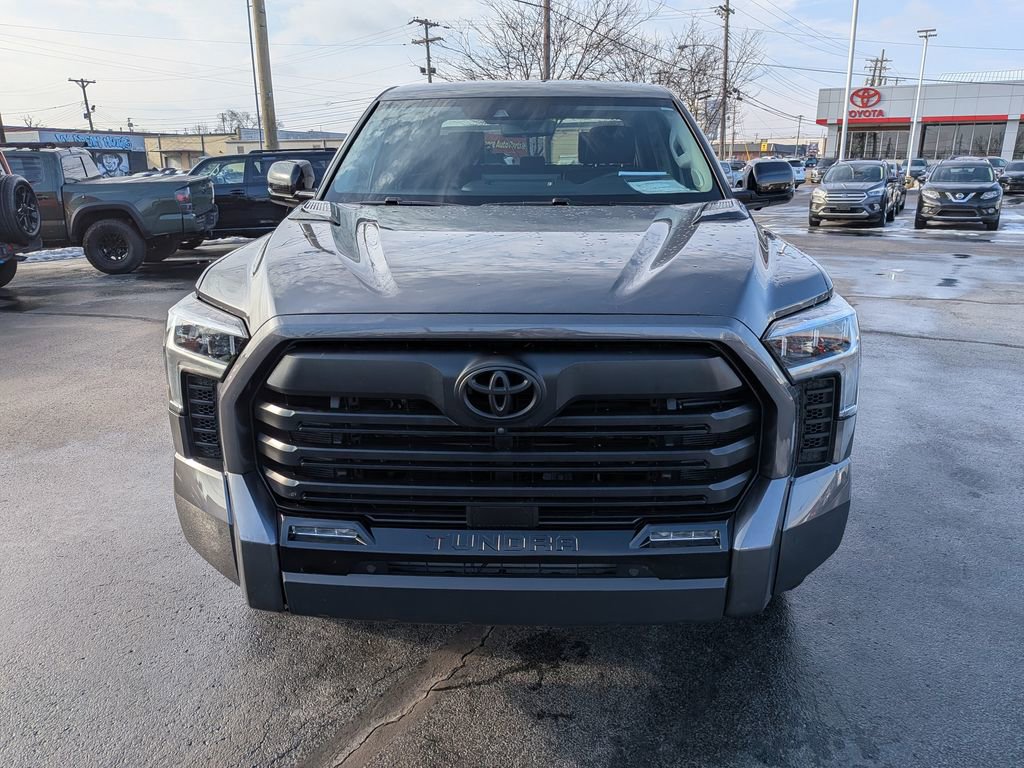 Used 2024 Toyota Tundra Limited image 2