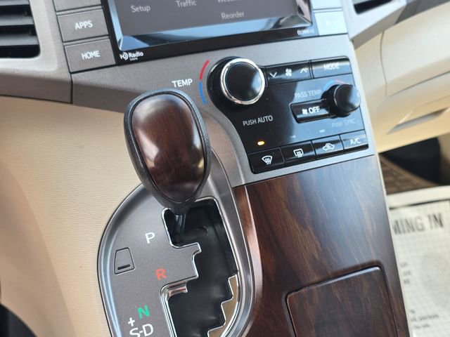 Used 2015 Toyota Venza LE FWD image 19