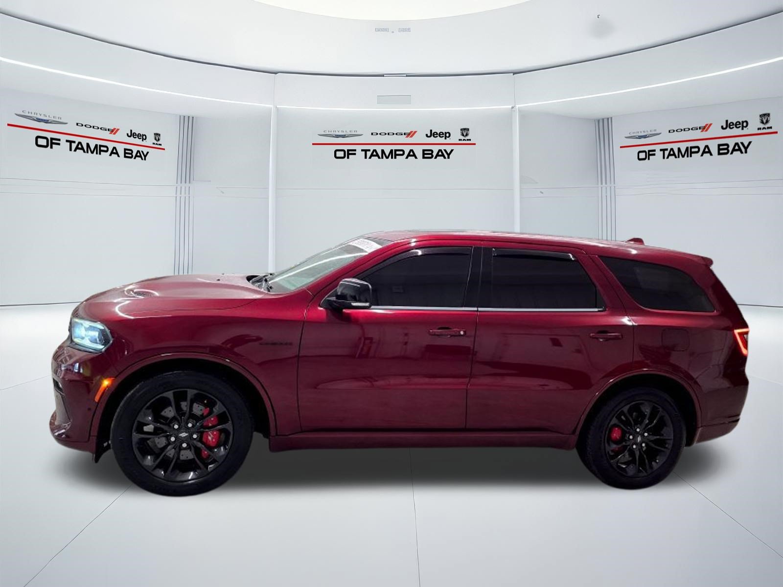 Used 2021 Dodge Durango R/T w/ Premium Interior Group RWD image 3