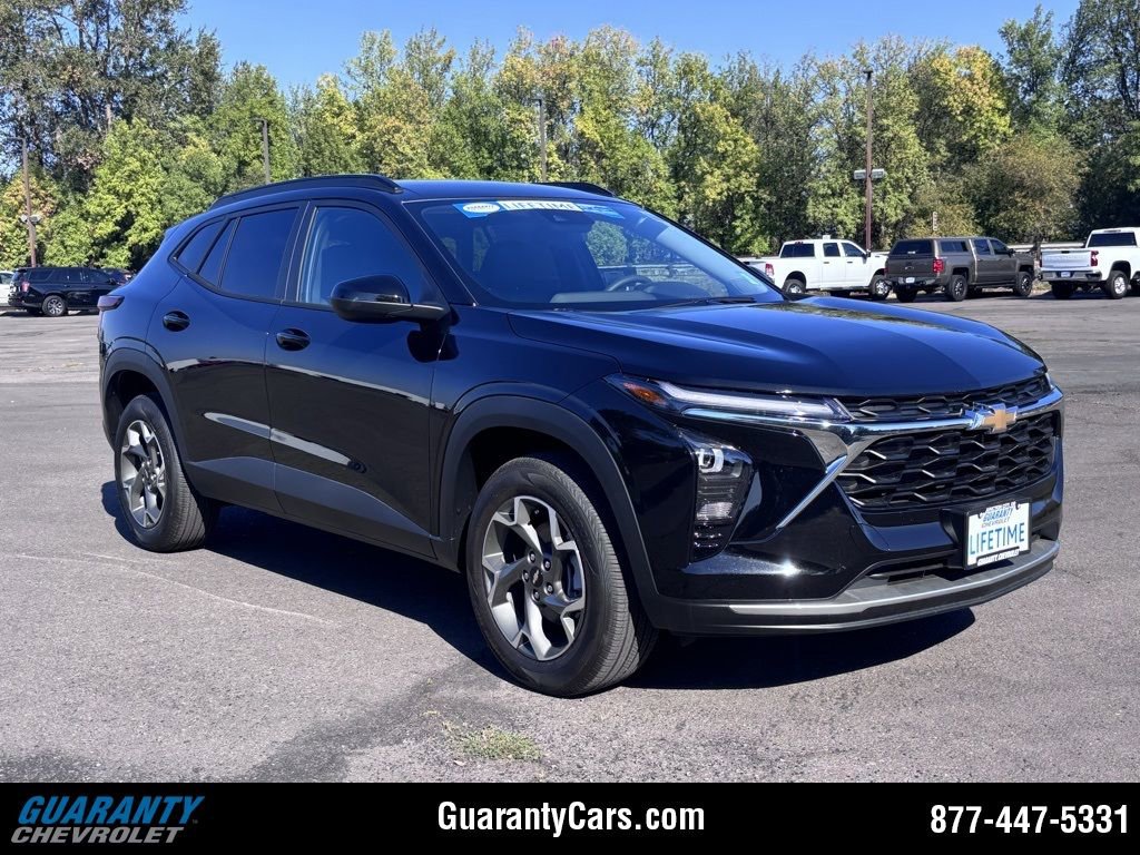 New 2025 Chevrolet Trax LT