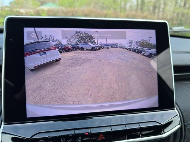 New 2026 Jeep Compass Latitude AWD/4WD image 36