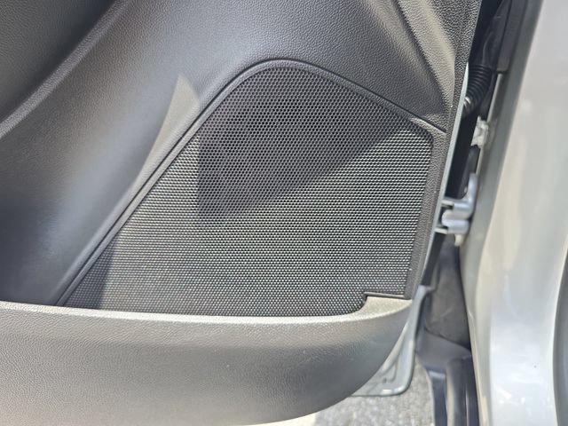 Certified 2019 Buick Encore Preferred FWD image 17