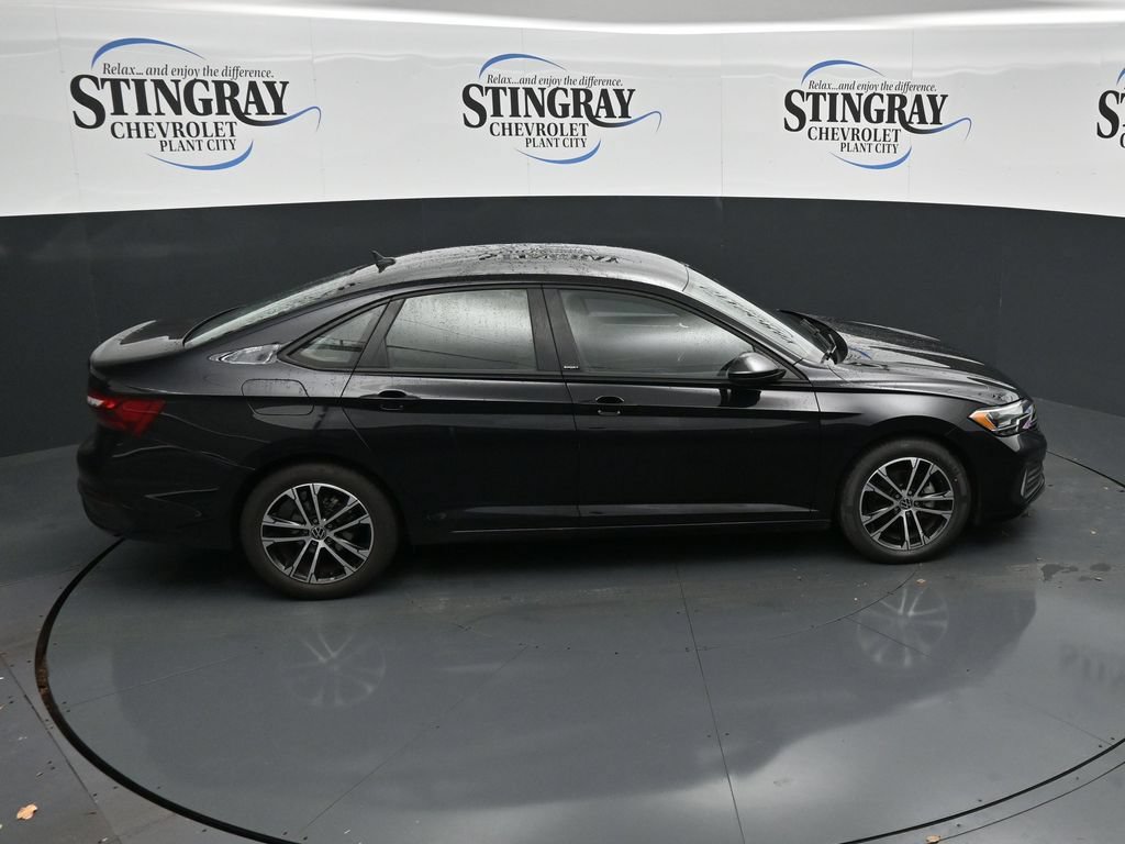 Used 2023 Volkswagen Jetta Sport FWD image 25