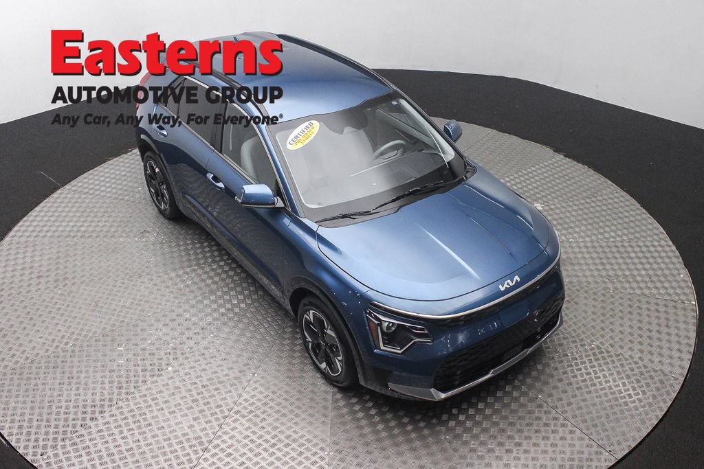 Used 2023 Kia Niro Wind w/ Wind Preserve Package FWD image 3