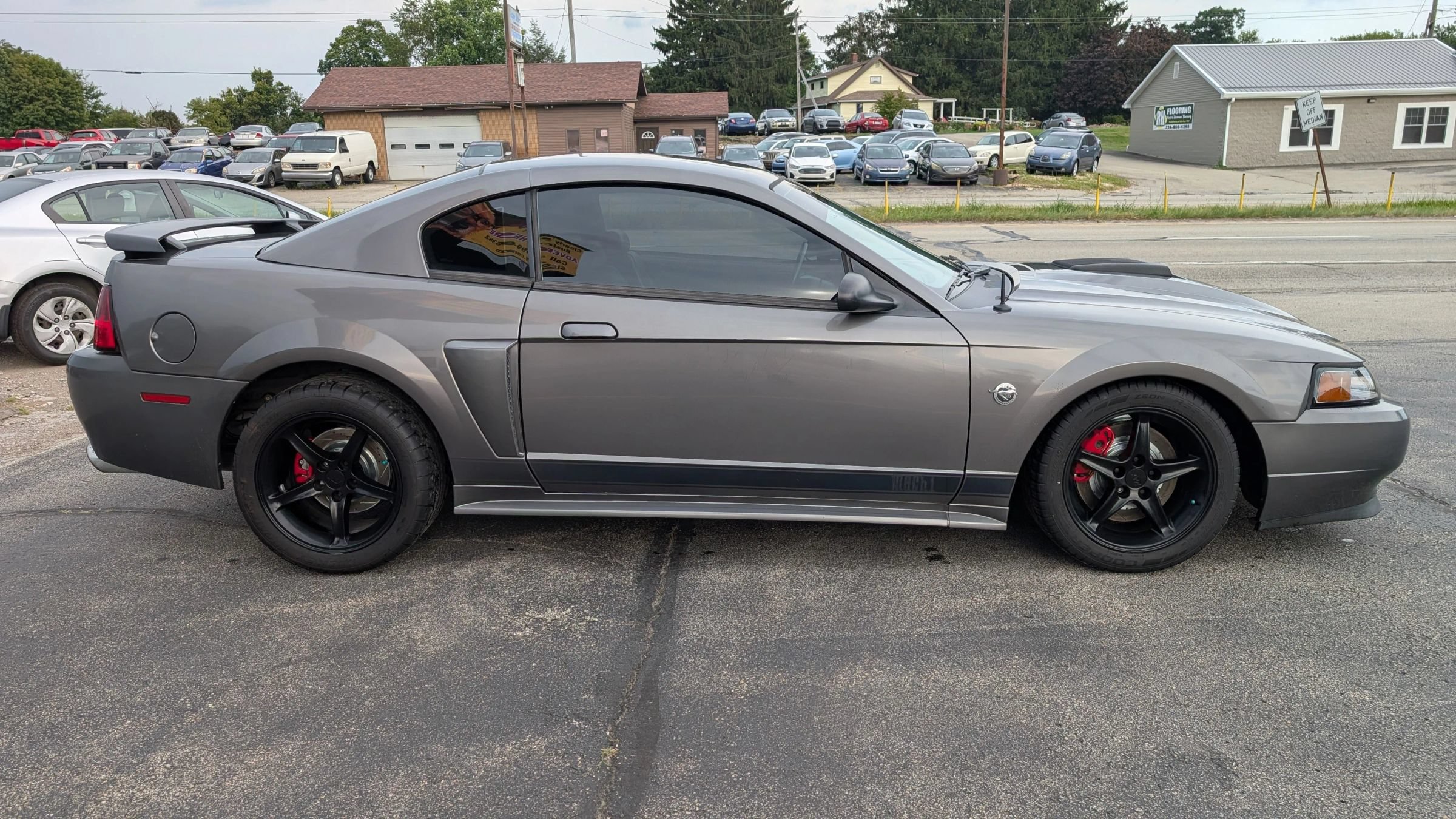 Used 2004 Ford Mustang Mach 1 RWD image 6