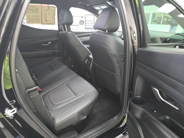 Used 2025 Hyundai Santa Cruz SEL AWD/4WD image 7