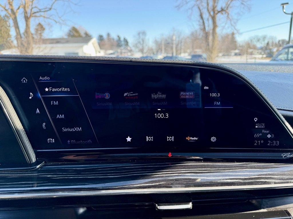 Used 2023 Cadillac Escalade ESV Sport image 38