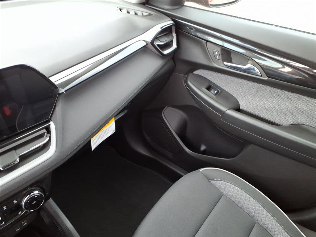 Used 2026 Chevrolet TrailBlazer LT w/ Convenience Package image 31