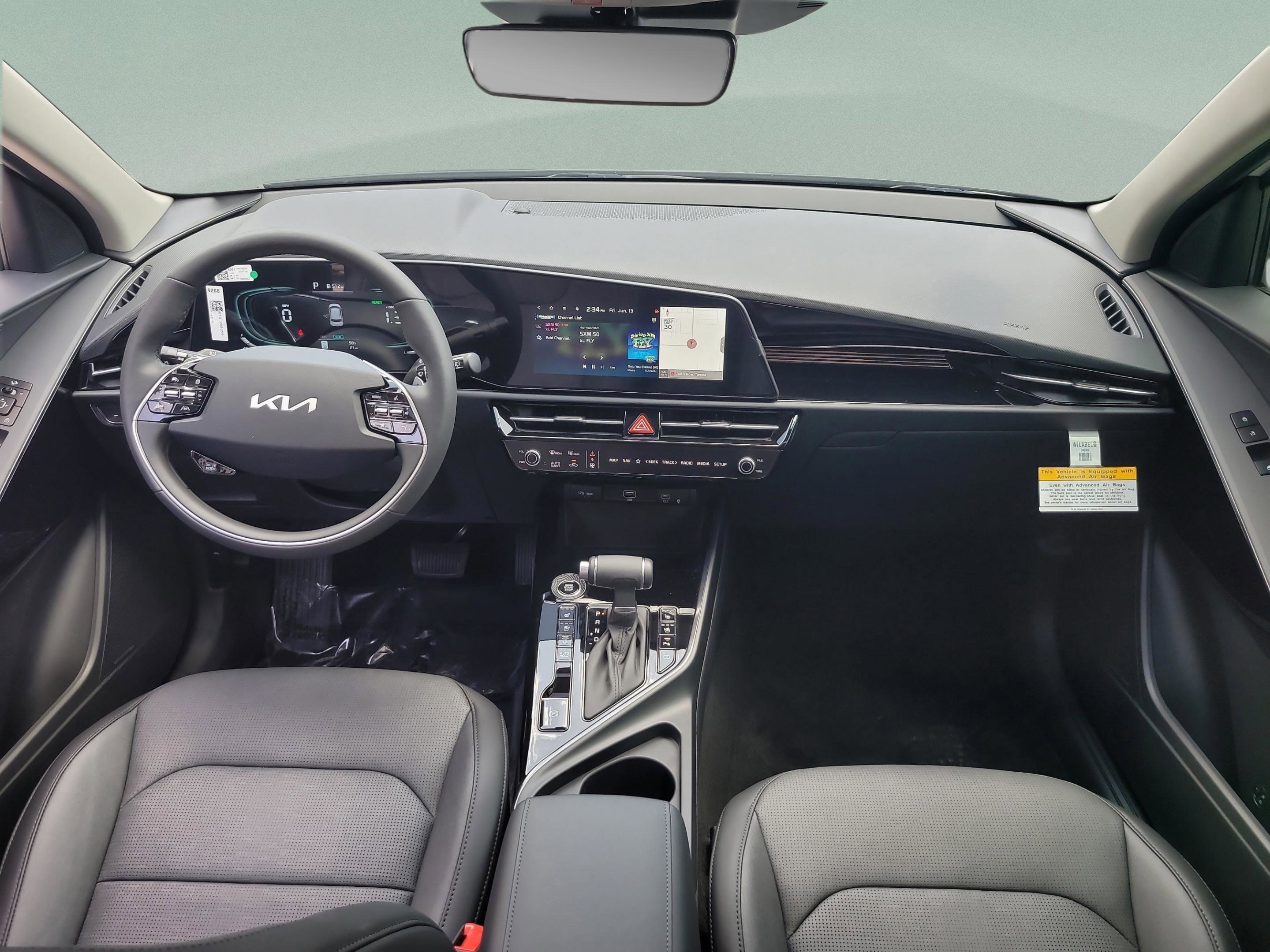 New 2025 Kia Niro SX image 13