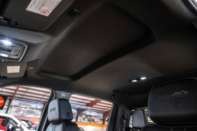 Used 2022 Chevrolet Silverado 3500 High Country w/ Technology Package image 27