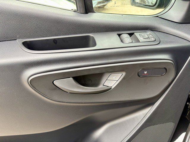 New 2025 Mercedes-Benz Sprinter 2500 image 30