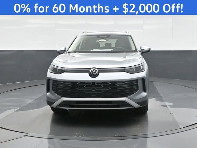 New 2026 Volkswagen Tiguan SE image 2