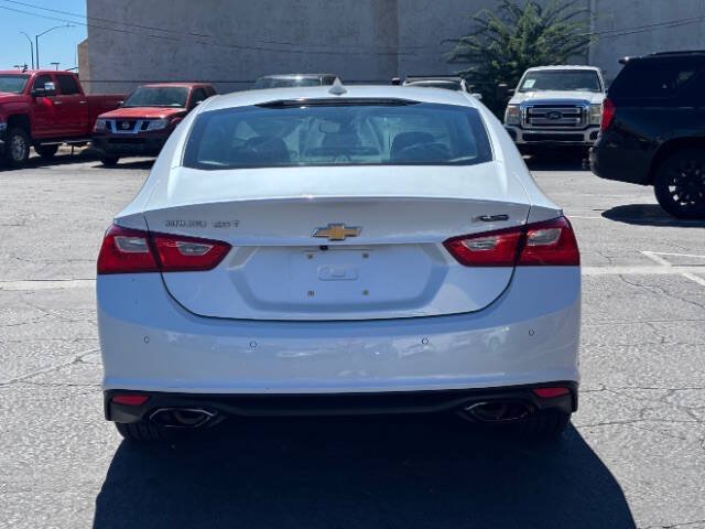 Used 2016 Chevrolet Malibu Premier w/ Driver Confidence Package FWD image 4