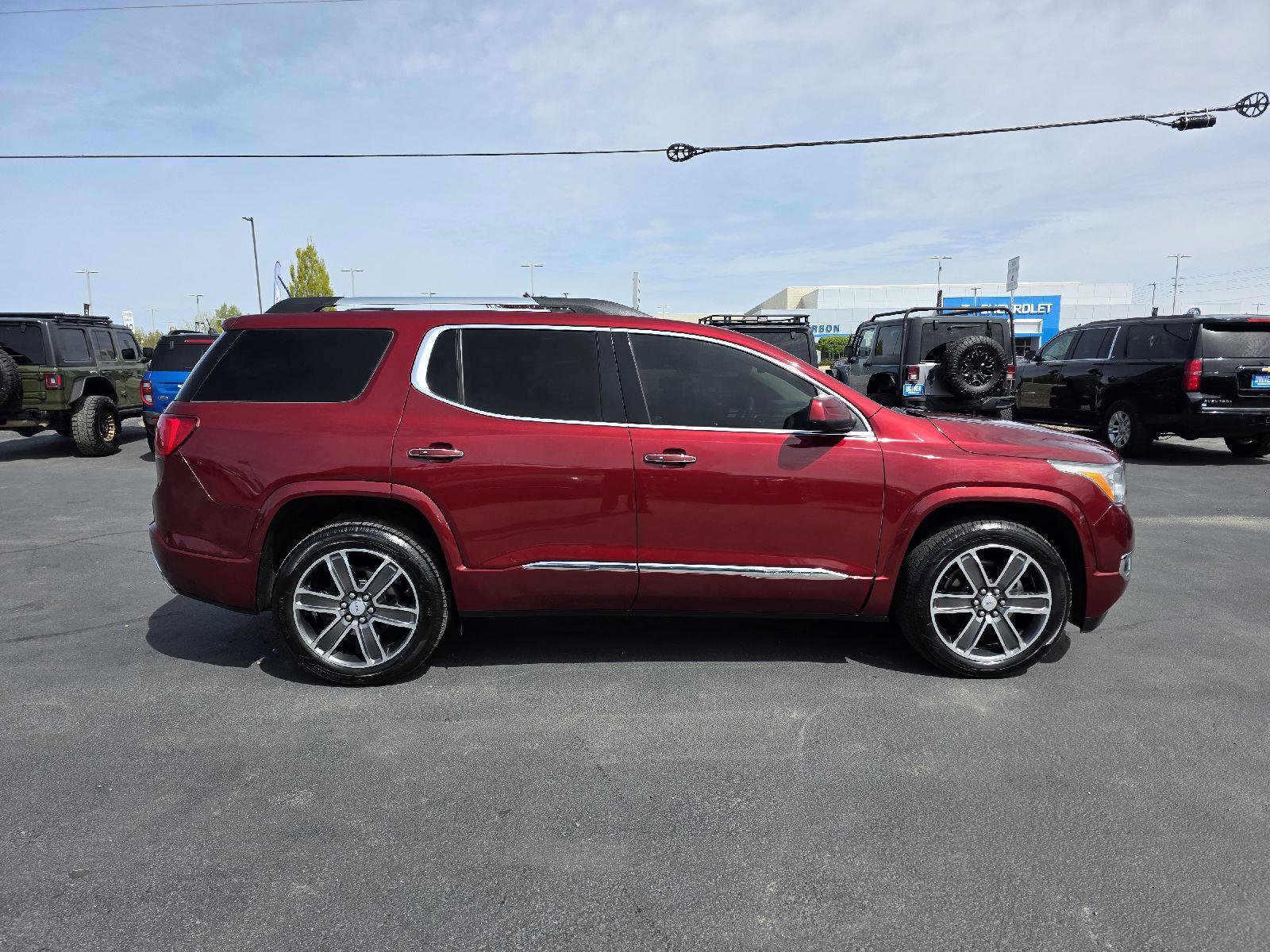 Used 2018 GMC Acadia Denali AWD/4WD image 4