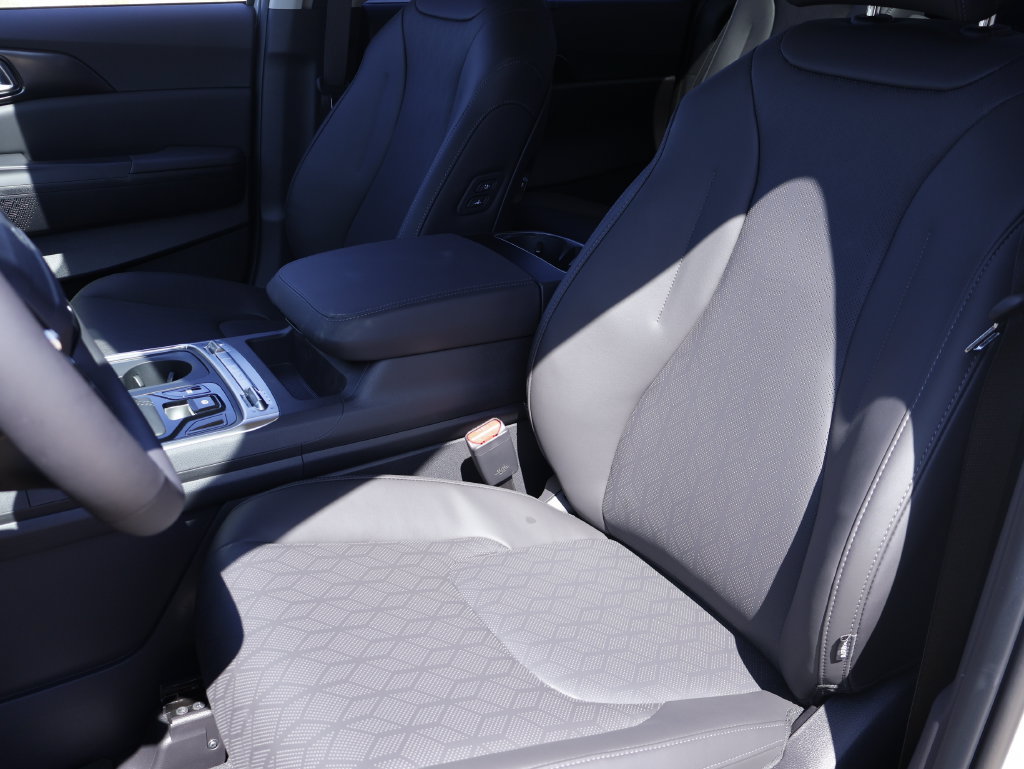 New 2027 Kia Carnival SX w/ Dark Edition Package FWD image 27