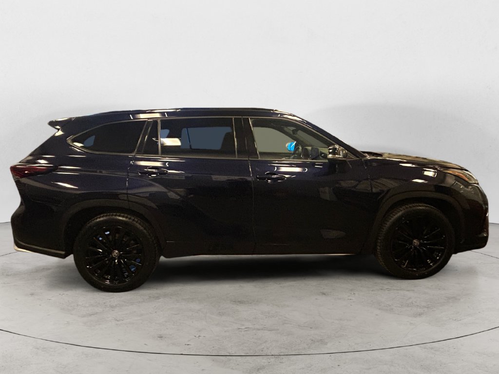 Used 2025 Toyota Highlander XSE AWD/4WD image 6