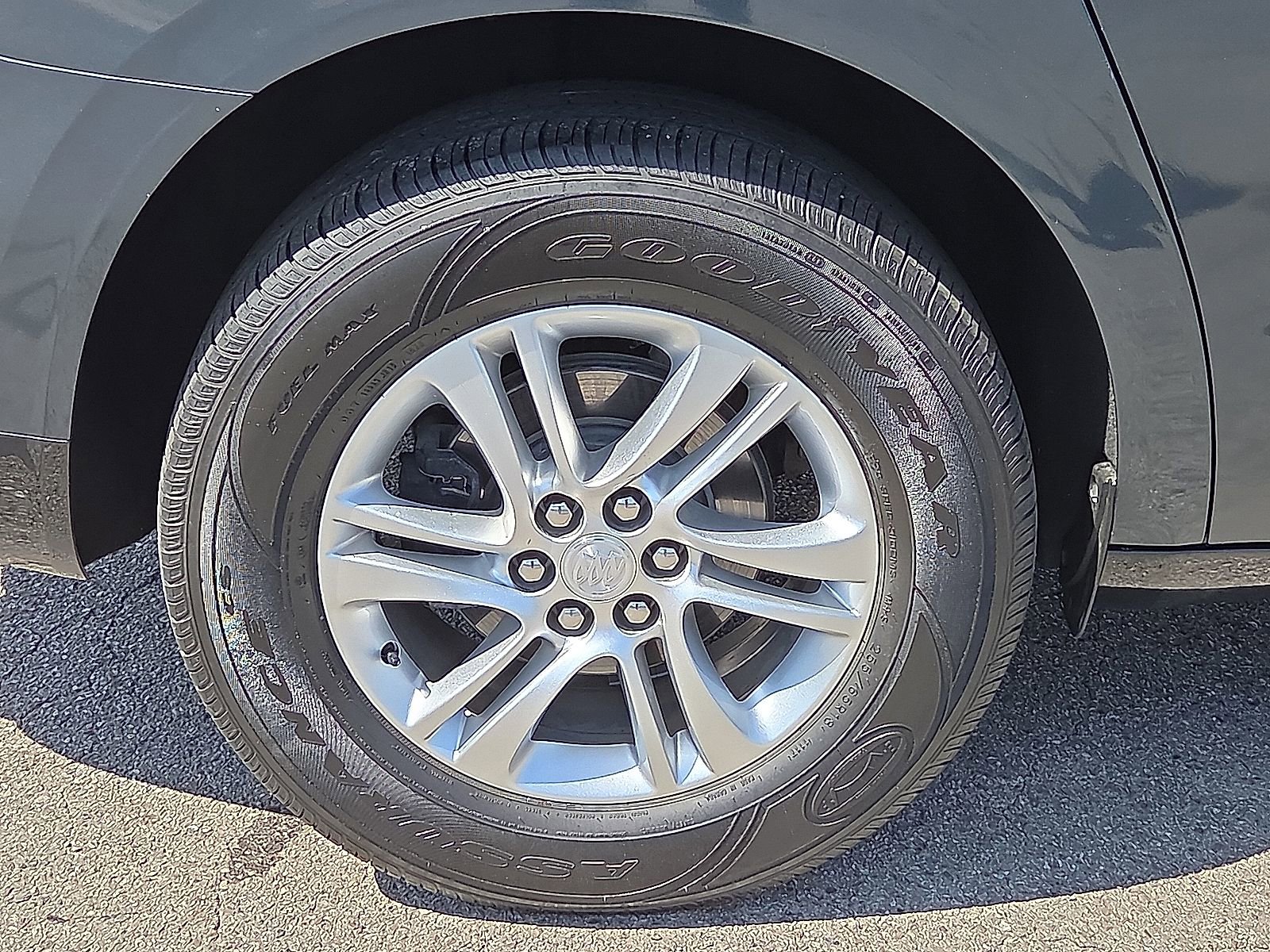 Certified 2019 Buick Enclave Essence image 7