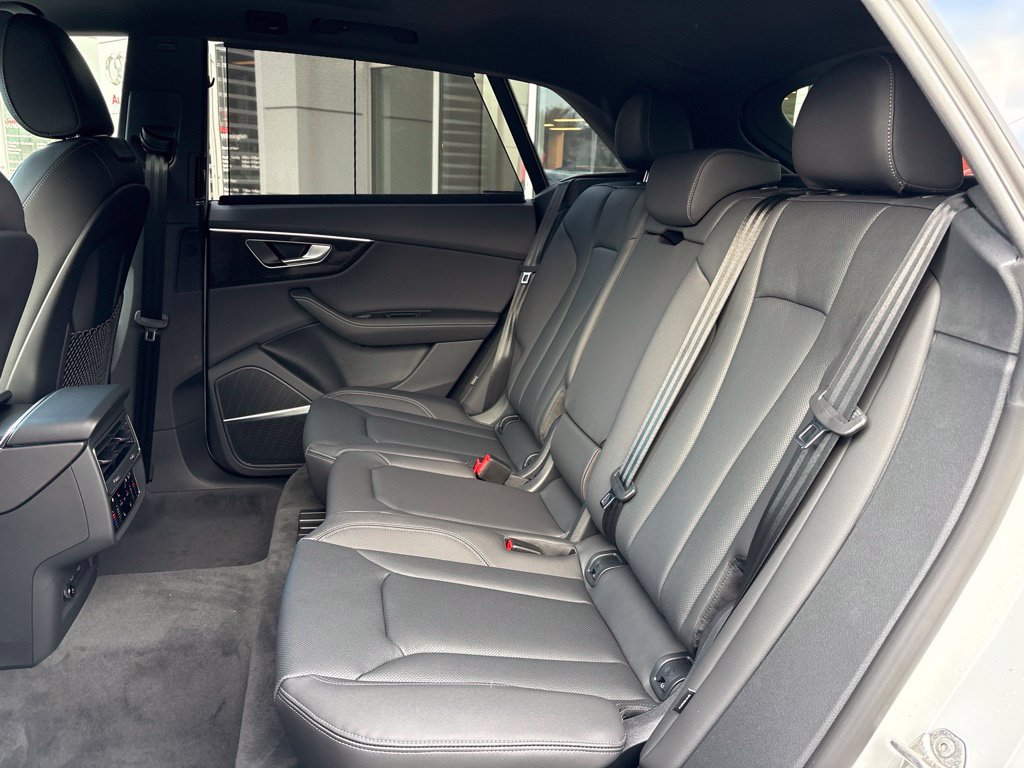 New 2027 Audi Q8 Premium Plus AWD/4WD image 31