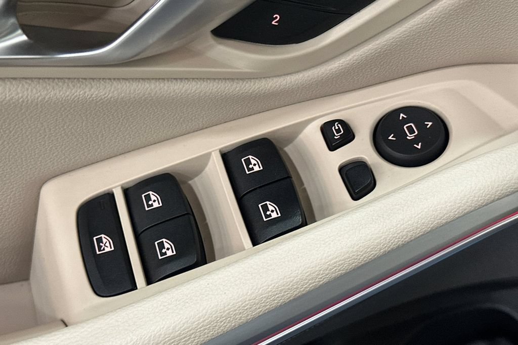 Used 2024 BMW M340i w/ Premium Package RWD image 12