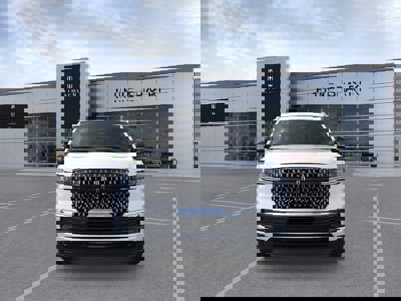 New 2025 Lincoln Navigator Reserve image 6