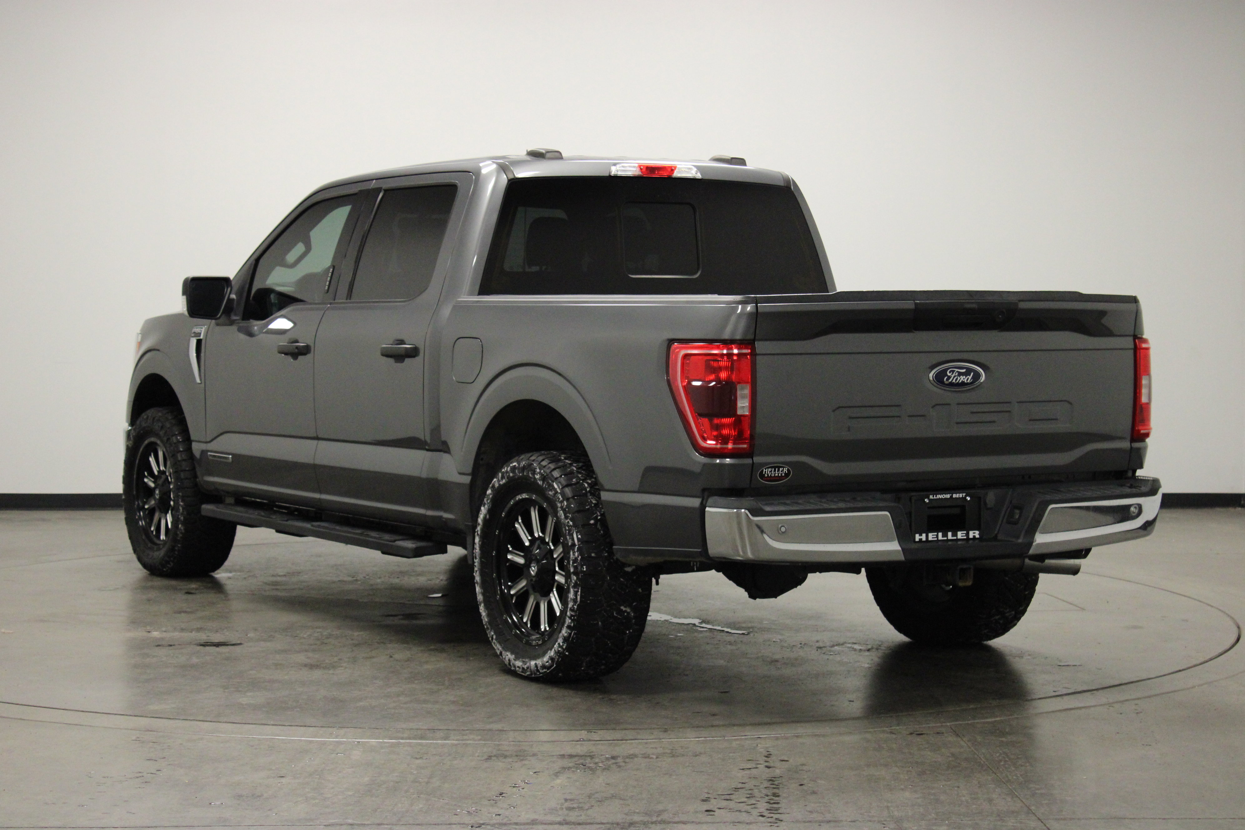 Used 2021 Ford F150 XLT w/ Equipment Group 301A Mid image 6