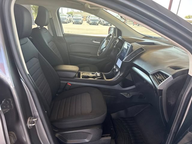 Used 2023 Ford Edge SE AWD/4WD image 11
