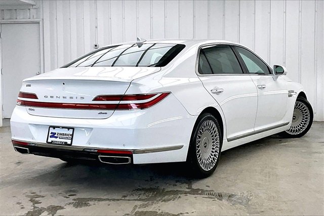 Used 2021 Genesis G90 3.3T Premium image 12