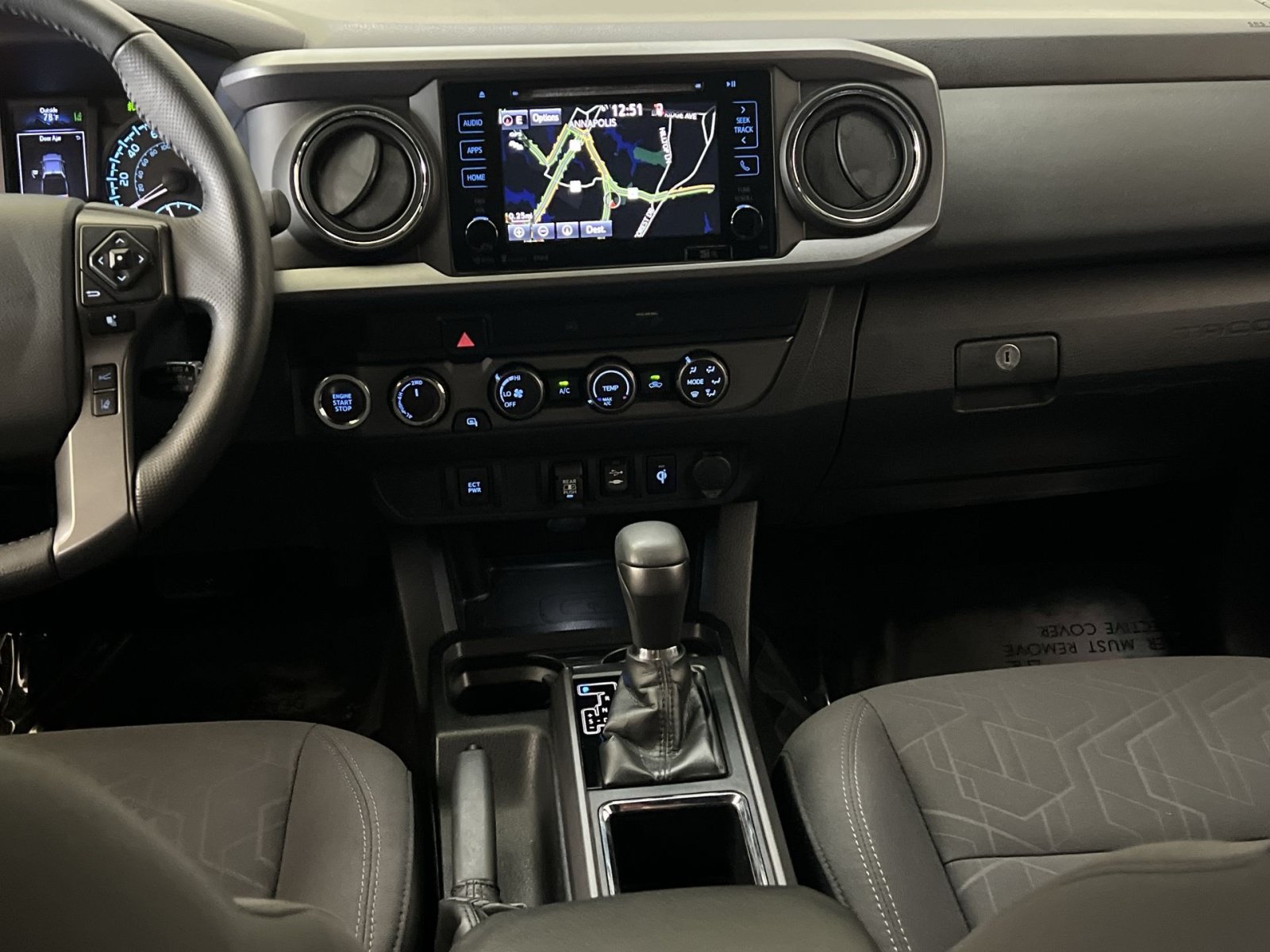 Used 2019 Toyota Tacoma TRD Off-Road AWD/4WD image 32