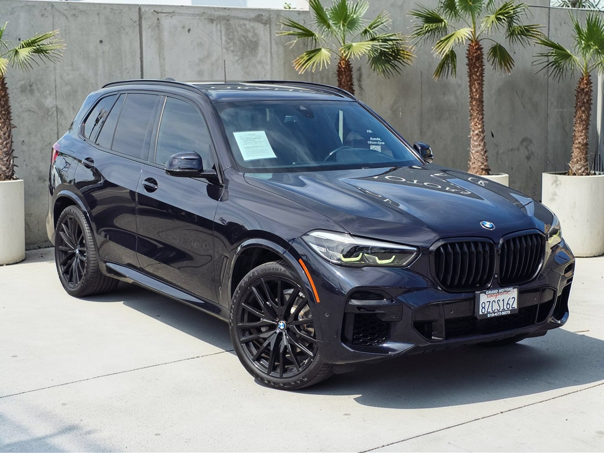 Used 2022 BMW X5 sDrive40i w/ M Sport Package RWD image 2