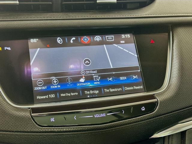 Used 2018 Cadillac XT5 Luxury w/ LPO, Black Ice Package AWD/4WD image 18