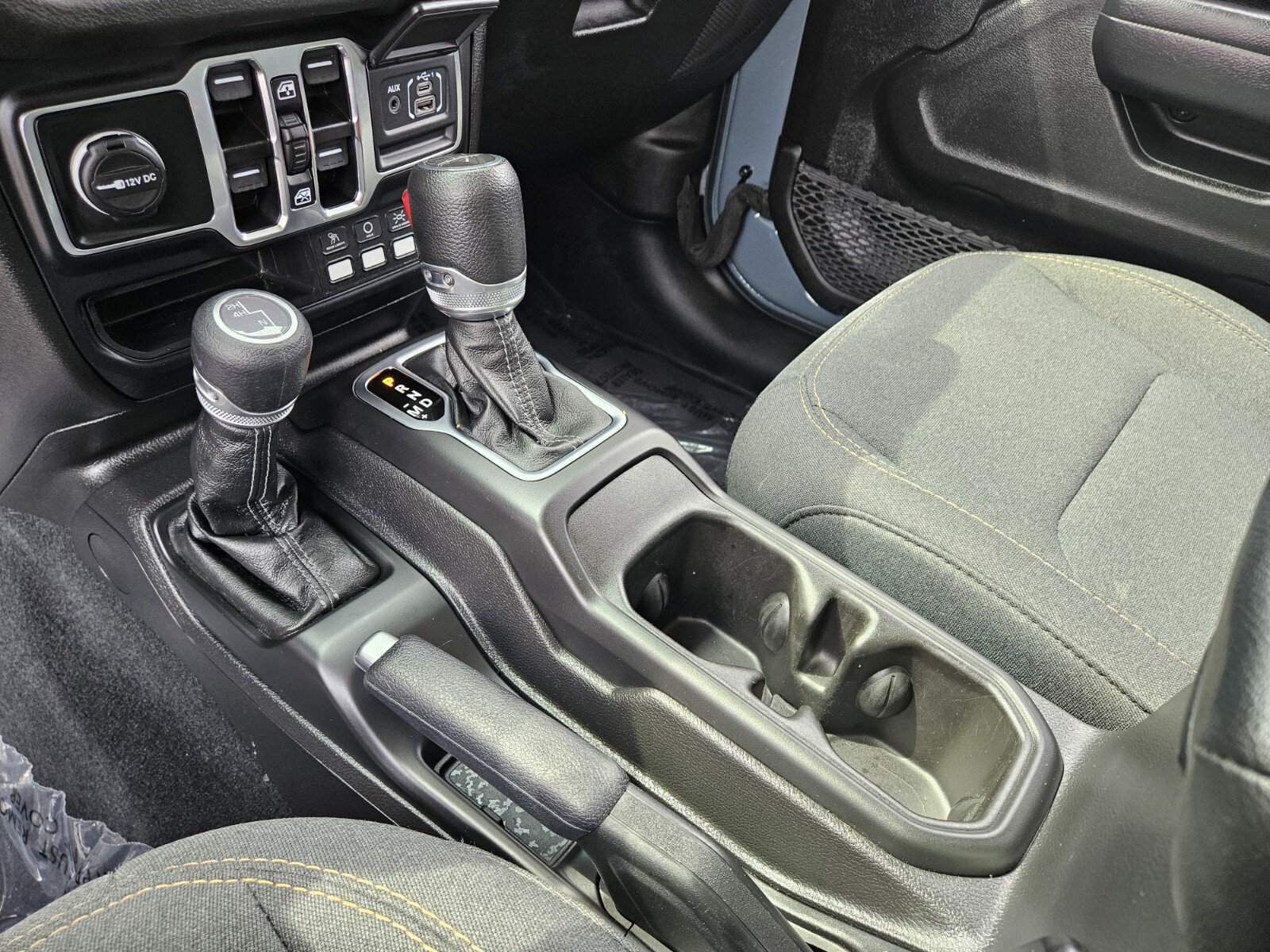 Used 2024 Jeep Gladiator Sport AWD/4WD image 24