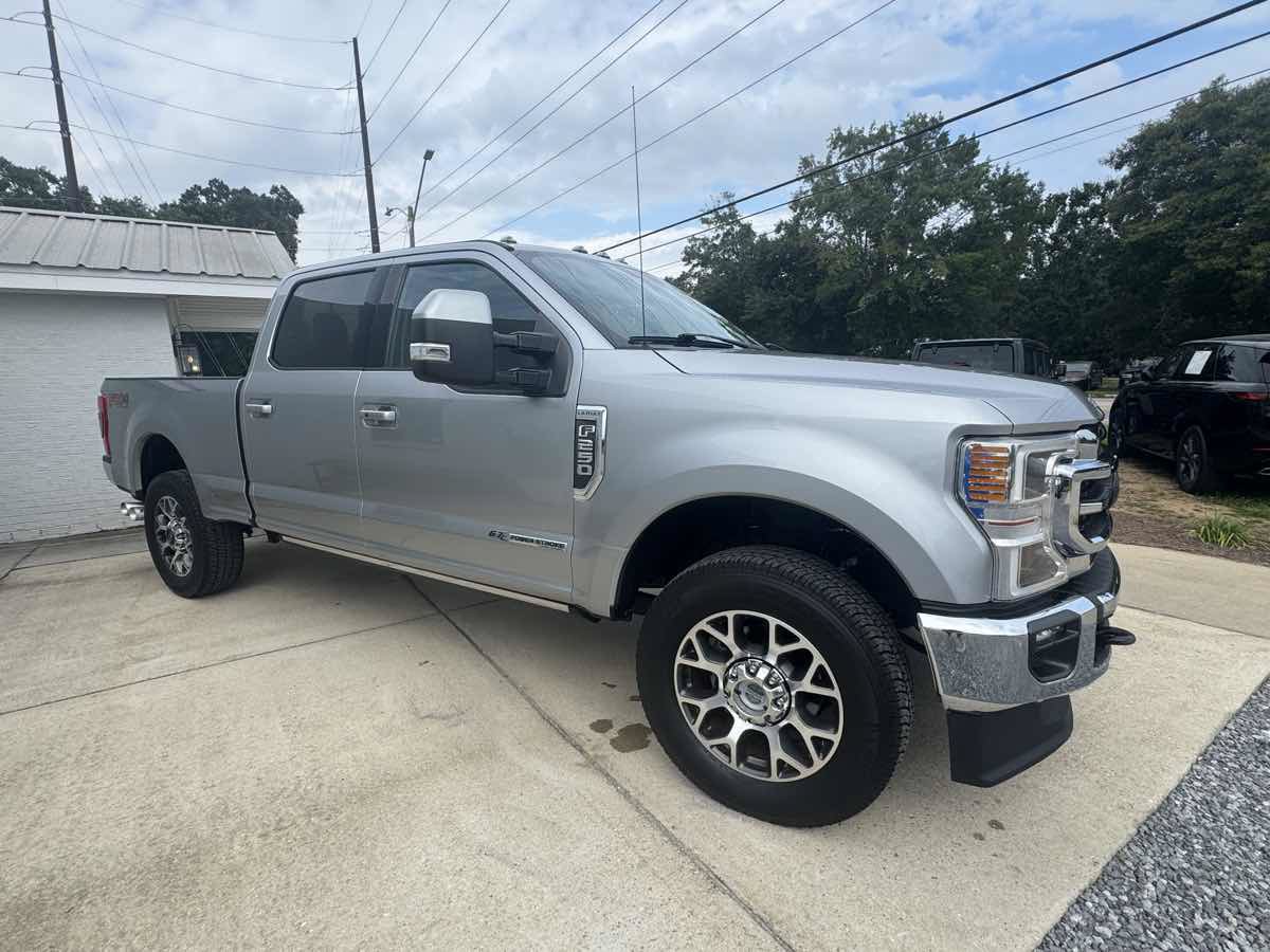 Used 2021 Ford F250 Lariat w/ Lariat Ultimate Package AWD/4WD image 4