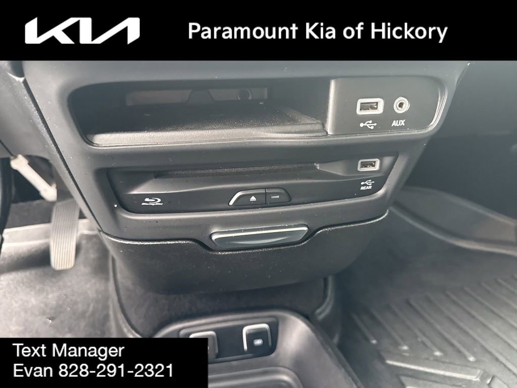 Used 2020 Chrysler Pacifica Touring-L Plus image 28