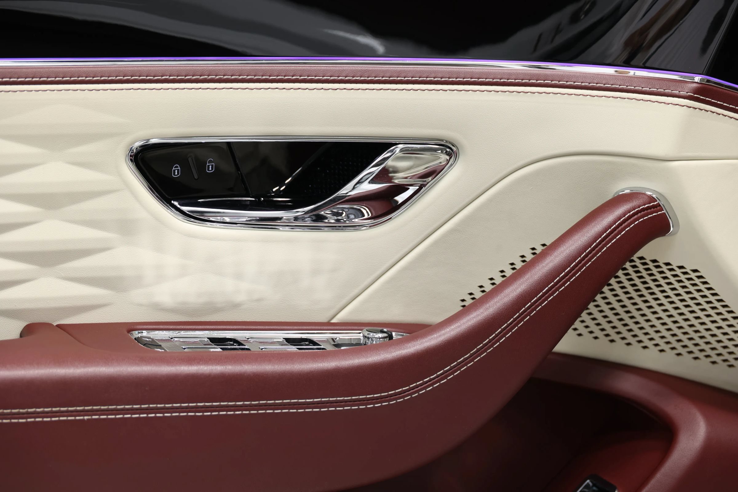 Used 2022 Bentley Flying Spur W12 AWD/4WD image 14