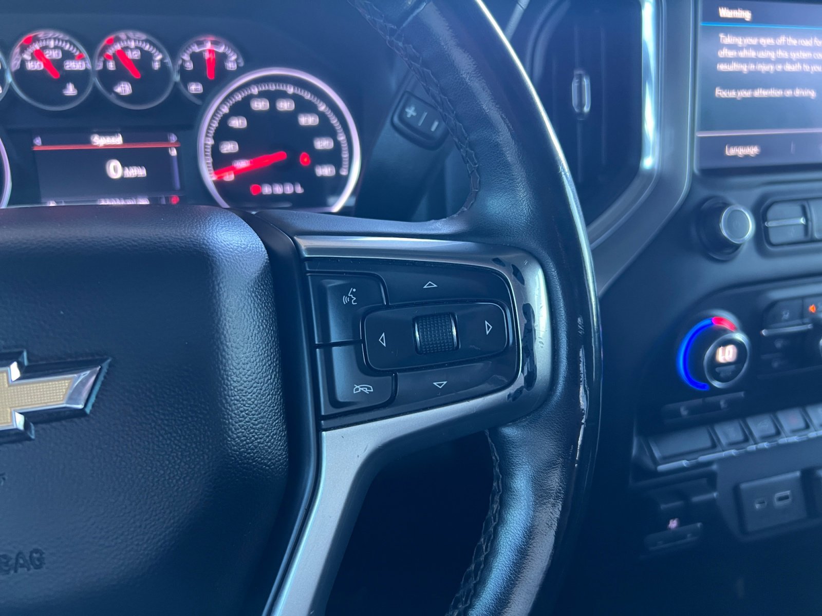 Used 2023 Chevrolet Silverado 2500 LT w/ Convenience Package image 11